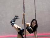 Suen Lee Shows Off Pole Moves 2024