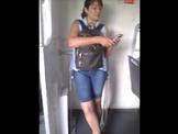 MILF en viaje en tren