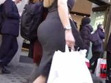 Curvy ass in the streets