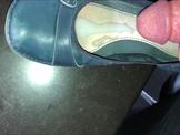 I cum in his shoe
